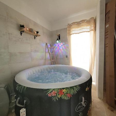 Villa 6 Couchages Spa Privatif, Acces Direct Mer, Piscine Le Barcarès Kültér fotó